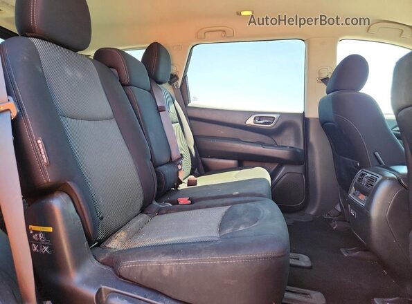 5N1DR2MN8KC627518 2019 NISSAN PATHFINDER Черный Вид задней части салона