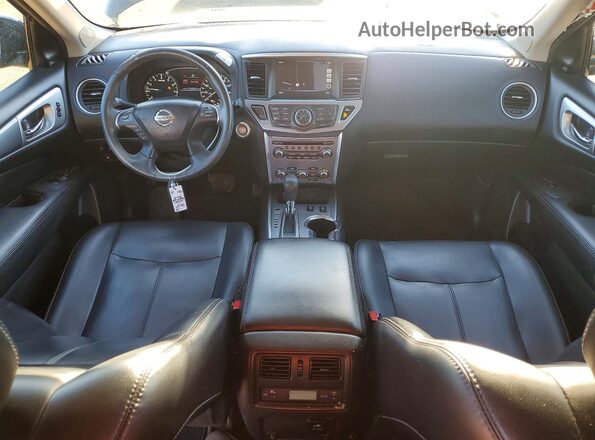 5N1DR2MNXHC612673 2017 NISSAN PATHFINDER Черный Вид панели приборов