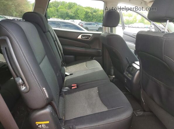 5N1DR2MNXJC640835 2018 NISSAN PATHFINDER Черный Вид задней части салона