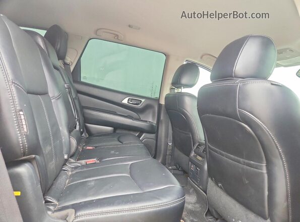 5N1DR2MNXJC651267 2018 NISSAN PATHFINDER Gray Rear interior view