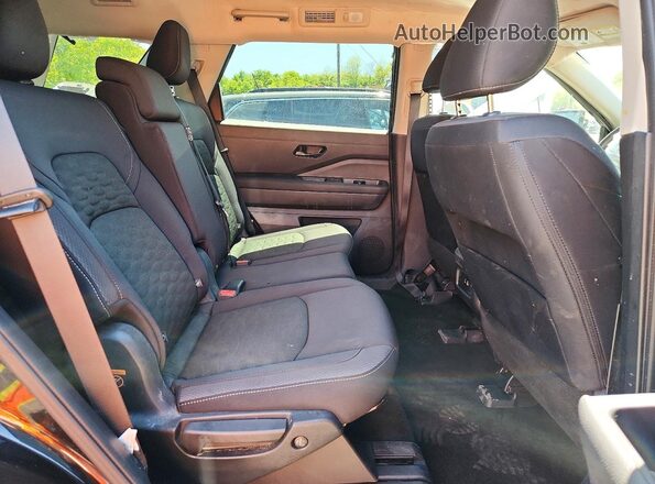5N1DR3AC0SC237070 2025 NISSAN PATHFINDER Black Vista interior trasera