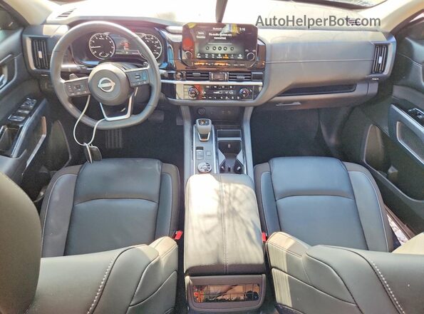 5N1DR3CC1SC277512 2025 NISSAN PATHFINDER Серый Вид панели приборов