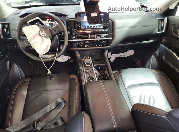 5N1DR3CC9SC208311 2025 NISSAN PATHFINDER Серый Вид панели приборов