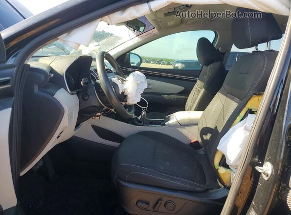 5NMJBCAE5PH239175 2023 HYUNDAI TUCSON Черный Вид салона спереди