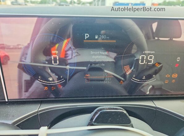 5NMP24GL1SH104029 2025 HYUNDAI SANTA White ხელსაწყოთა პანელის ხედი