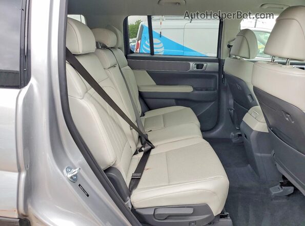 5NMP24GL5TH164073 2026 HYUNDAI SANTA Silver Rear interior view