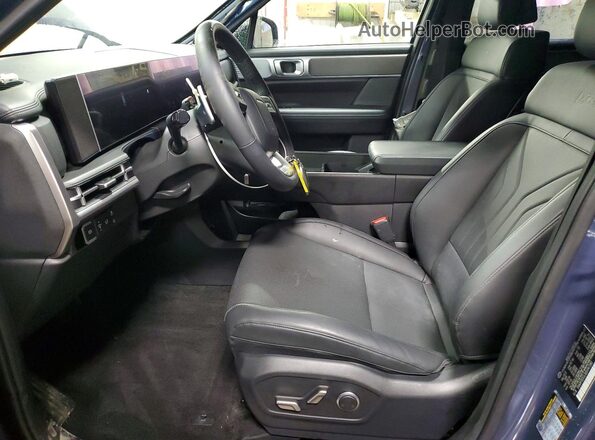 5NMP3DGL8SH147280 2025 HYUNDAI SANTA Blue Widok wnętrza z przodu
