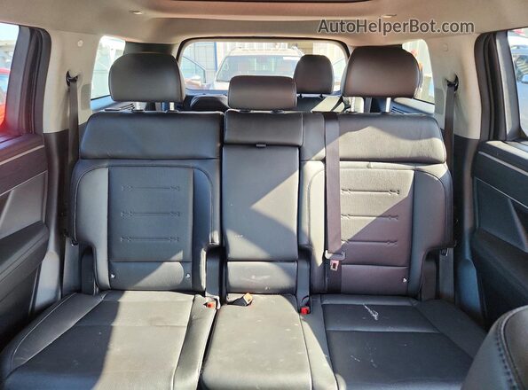 5NMP4DGL8RH001534 2024 HYUNDAI SANTA Gray Rear seats view
