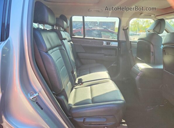 5NMP4DGL8RH001534 2024 HYUNDAI SANTA Gray Rear interior view