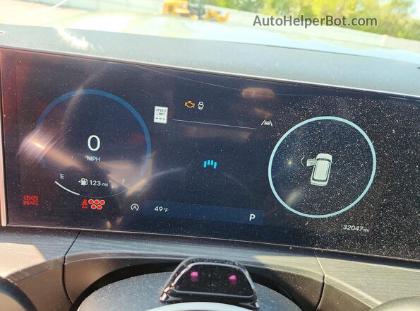 5NMP4DGL8RH001534 2024 HYUNDAI SANTA Gray Instrument cluster view