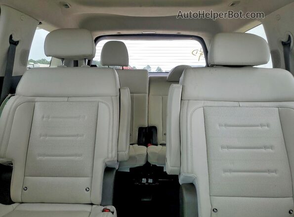 5NMP54GLXSH079557 2025 HYUNDAI SANTA FE CALLIGRAPHY Black Հետևի նստատեղերի տեսք