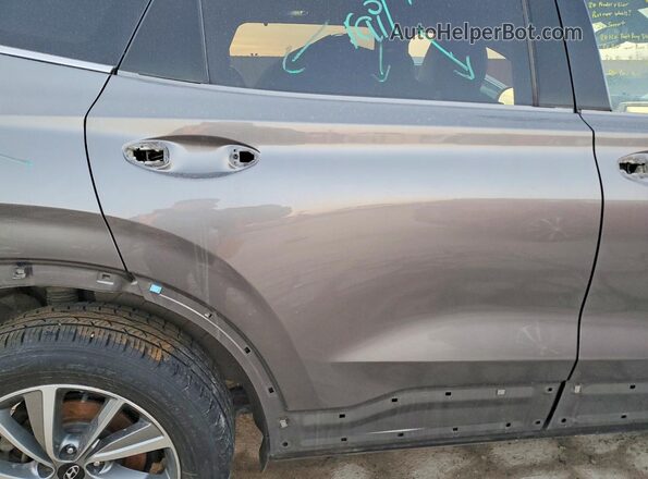 5NMS3CAD7LH167303 2020 HYUNDAI SANTA Серый Вид задней части салона