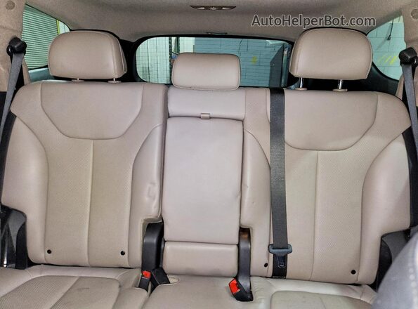 5NMS5CAA2LH279667 2020 HYUNDAI SANTA Красный Вид задних сидений