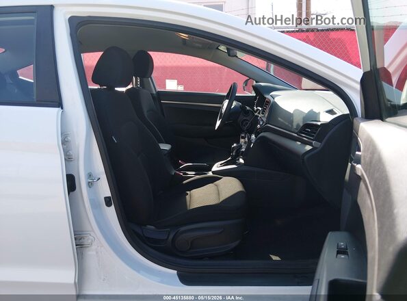 5NPD74LF0LH612808 2020 HYUNDAI ELANTRA Белый Вид салона спереди