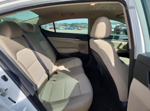 5NPD74LF1JH221521 2018 HYUNDAI ELANTRA Белый Вид задних сидений