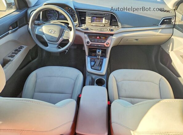 5NPD74LF2HH050403 2017 HYUNDAI ELANTRA Silver Dashboard view