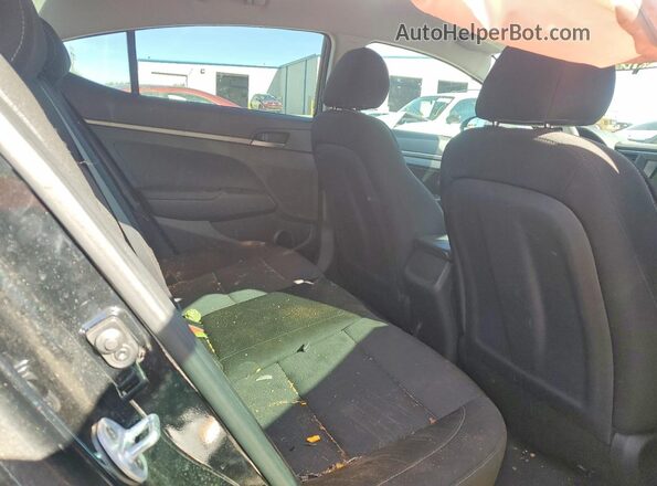 5NPD74LF6JH397979 2018 HYUNDAI ELANTRA Black Rear seats view