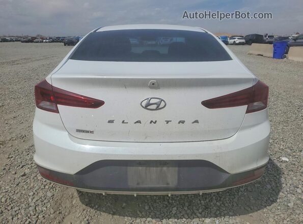 5NPD74LF6KH485724 2019 HYUNDAI ELANTRA White უკანა ხედი