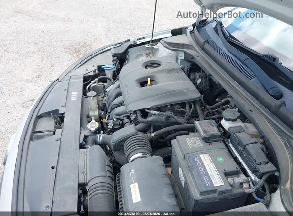 5NPD74LF6KH486730 2019 HYUNDAI ELANTRA Серебряный Вид сзади