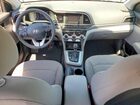 2019 Hyundai Elantra Se Синий vin: 5NPD74LF7KH492827