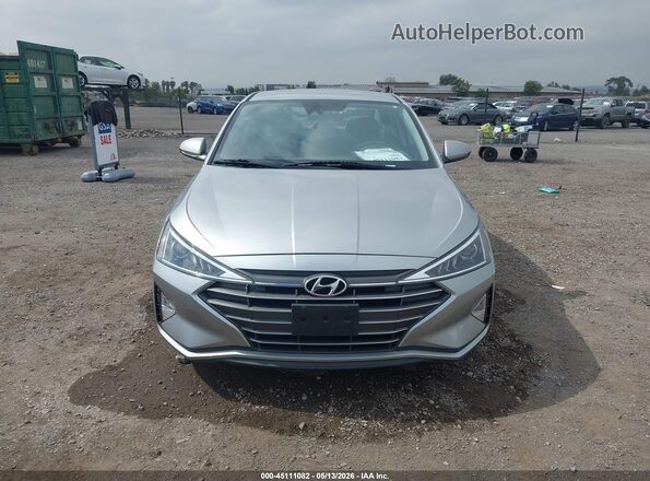 5NPD74LF7LH613664 2020 HYUNDAI ELANTRA Серебряный Вид задней части салона