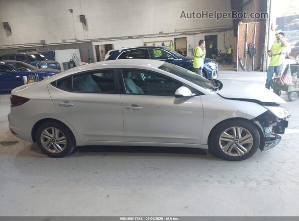 5NPD84LF0LH513399 2020 HYUNDAI ELANTRA Silver Widok wnętrza z tyłu