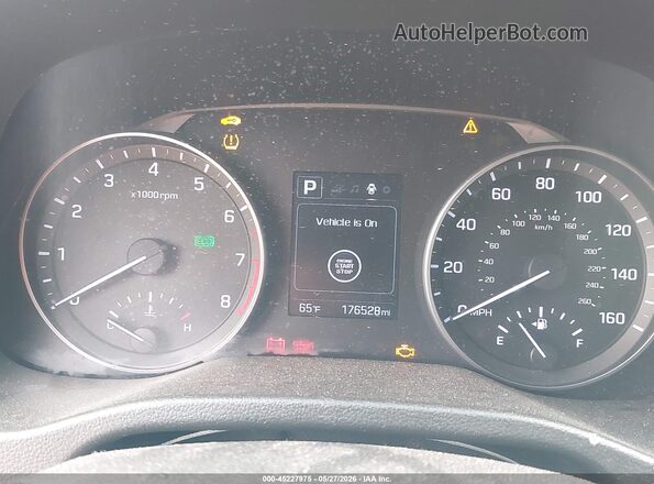 5NPD84LF1HH159870 2017 HYUNDAI ELANTRA Черный Вид задних сидений