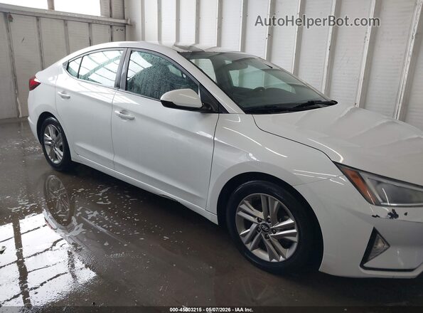 5NPD84LF1KH423614 2019 HYUNDAI ELANTRA Белый Вид щитка приборов