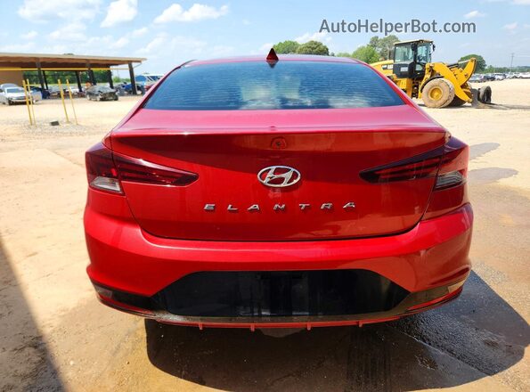 5NPD84LF1KH446018 2019 HYUNDAI ELANTRA Red Widok z tyłu