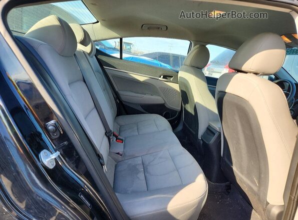 5NPD84LF2HH008309 2017 HYUNDAI ELANTRA Black Vista de los asientos traseros