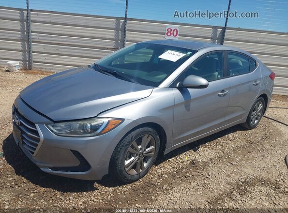 5NPD84LF2HH156878 2017 HYUNDAI ELANTRA Серебряный Передняя левая четверть