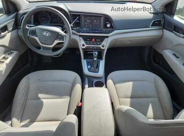 5NPD84LF3HH098957 2017 HYUNDAI ELANTRA Серебряный Вид панели приборов