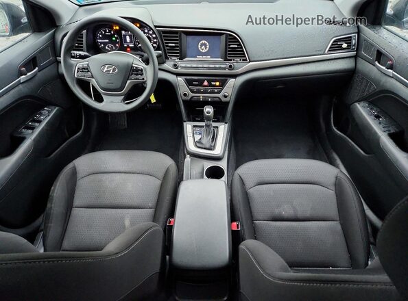 5NPD84LF3JH342094 2018 HYUNDAI ELANTRA Черный Вид панели приборов