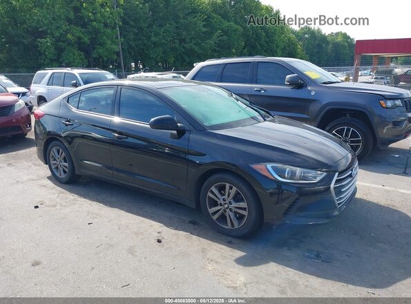 5NPD84LF3JH375466 2018 HYUNDAI ELANTRA Черный Передняя правая четверть