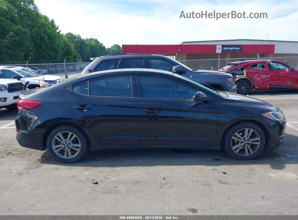 5NPD84LF3JH375466 2018 HYUNDAI ELANTRA Черный Вид задней части салона