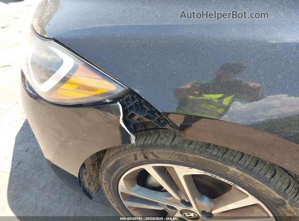 5NPD84LF4HH068768 2017 HYUNDAI ELANTRA Black Vista frontal