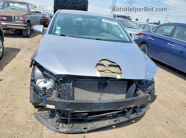 5NPD84LF4HH172385 2017 HYUNDAI ELANTRA Серебряный Вид спереди