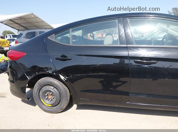 5NPD84LF4JH231666 2018 HYUNDAI ELANTRA Black Widok z przodu