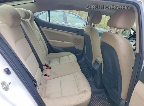 5NPD84LF4JH335915 2018 HYUNDAI ELANTRA Белый Вид задних сидений