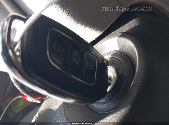 5NPD84LF4KH410677 2019 HYUNDAI ELANTRA Blue Vista del salpicadero