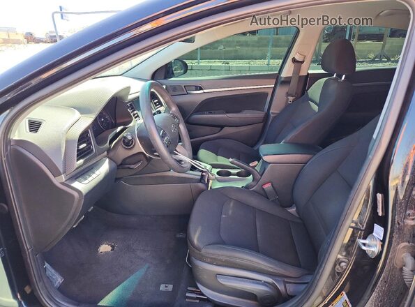 5NPD84LF4LH515432 2020 HYUNDAI ELANTRA Черный Вид салона спереди