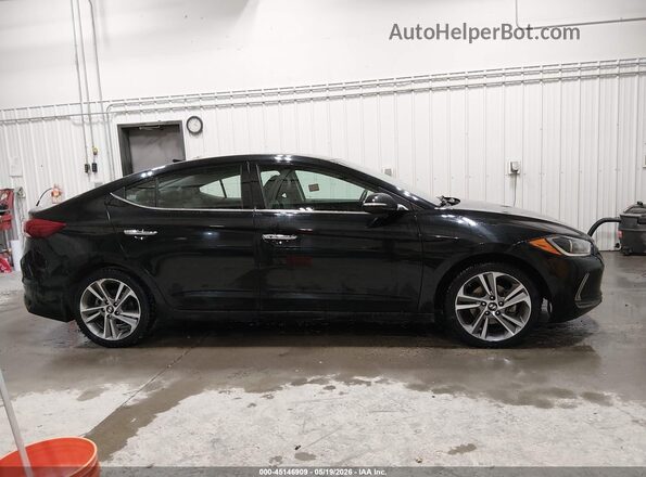 5NPD84LF5HH043328 2017 HYUNDAI ELANTRA Black Vista interior trasera