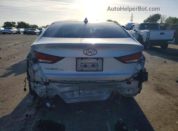 5NPD84LF5JH390339 2018 HYUNDAI ELANTRA Серебряный Вид сзади