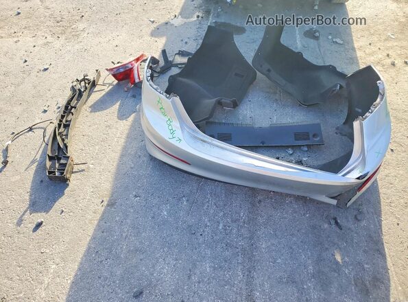 5NPD84LF5JH390339 2018 HYUNDAI ELANTRA Серебряный Вид подкапотного пространства