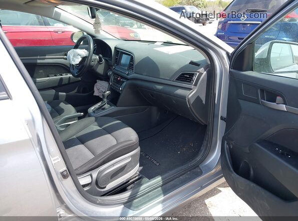 5NPD84LF6HH155863 2017 HYUNDAI ELANTRA Синий Вид салона спереди