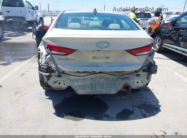 5NPD84LF6JH213637 2018 HYUNDAI ELANTRA Зеленый Вид спереди