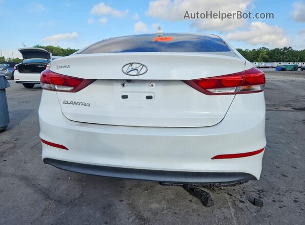 5NPD84LF6JH301958 2018 HYUNDAI ELANTRA Белый Вид сзади