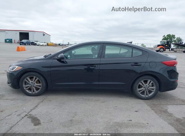 5NPD84LF7HH039975 2017 HYUNDAI ELANTRA Черный Панорамный вид салона 360°