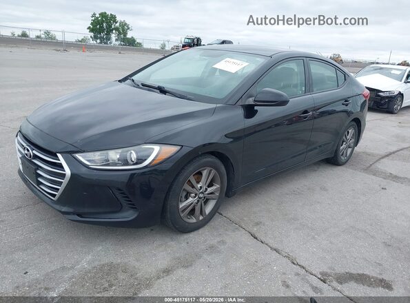 5NPD84LF7HH039975 2017 HYUNDAI ELANTRA Черный Передняя левая четверть