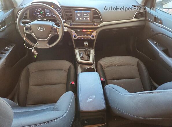 5NPD84LF8HH201029 2017 HYUNDAI ELANTRA White Dashboard view